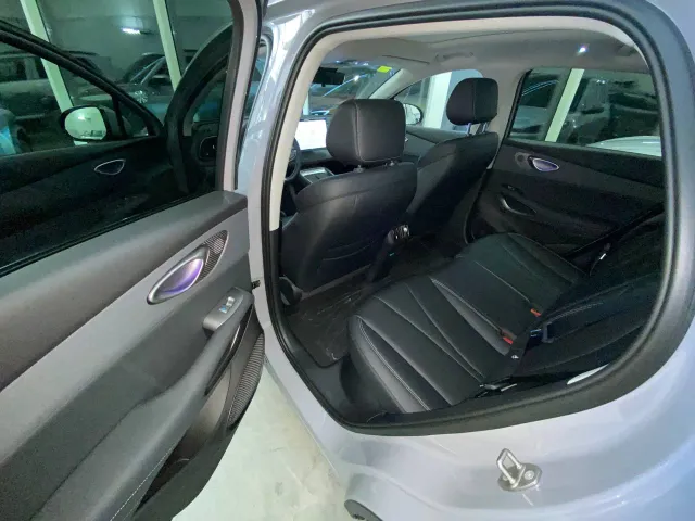 BYD Sea Lion 05 - фото 4