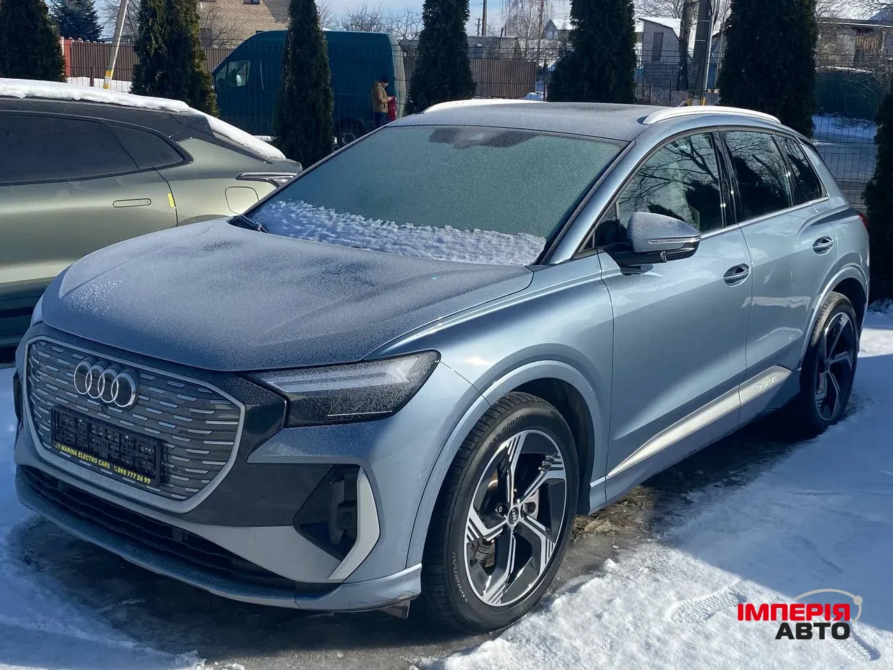 Audi Q4 e-tron - фото 1