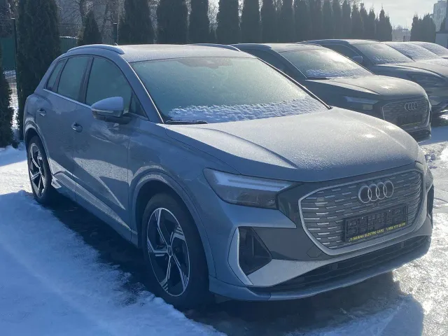 Audi Q4 e-tron - фото 2