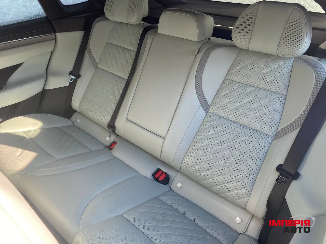 Zeekr 001 - фото 18