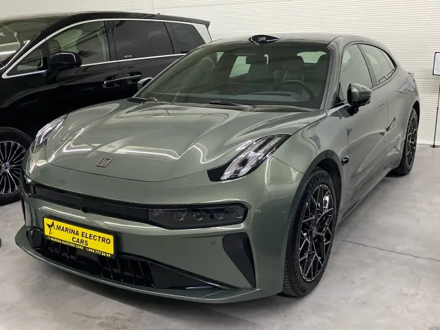 Zeekr 001 - фото 1