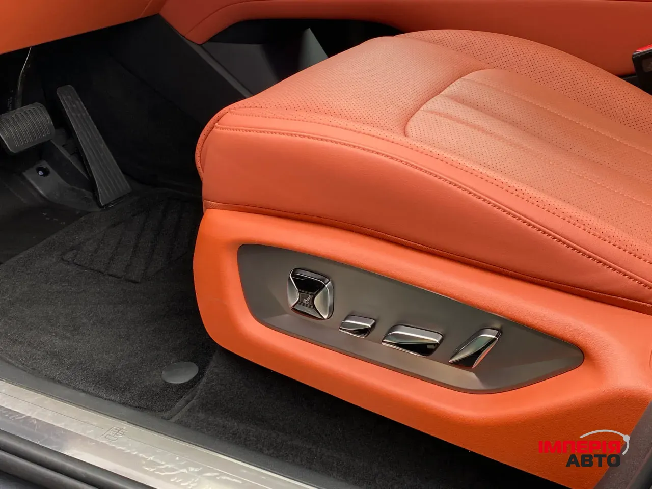 BYD Tang L - фото 24