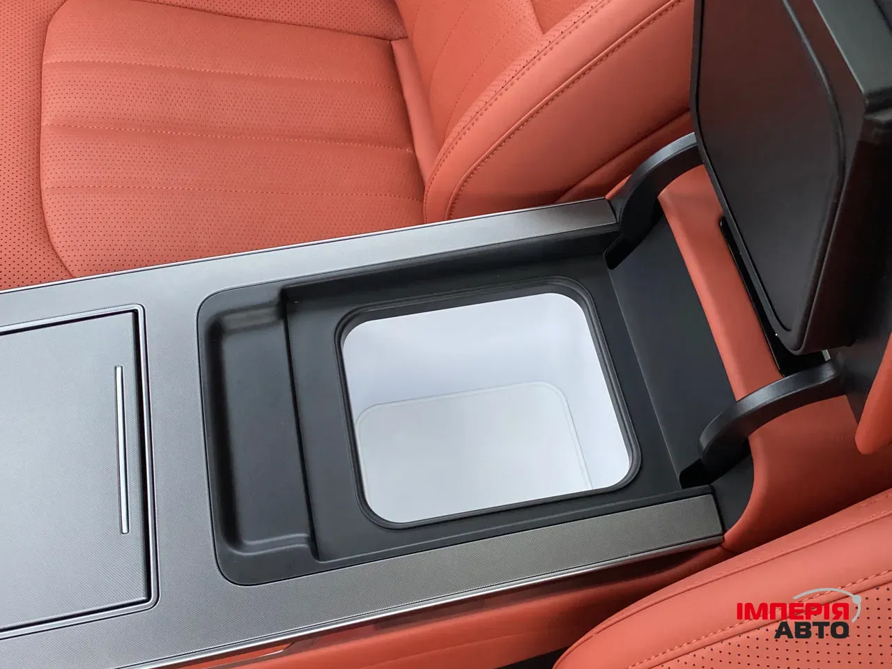 BYD Tang L - фото 53