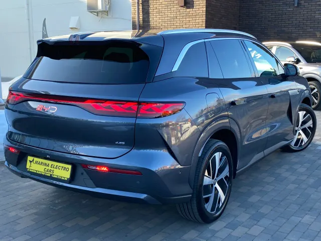 BYD Tang L - фото 5