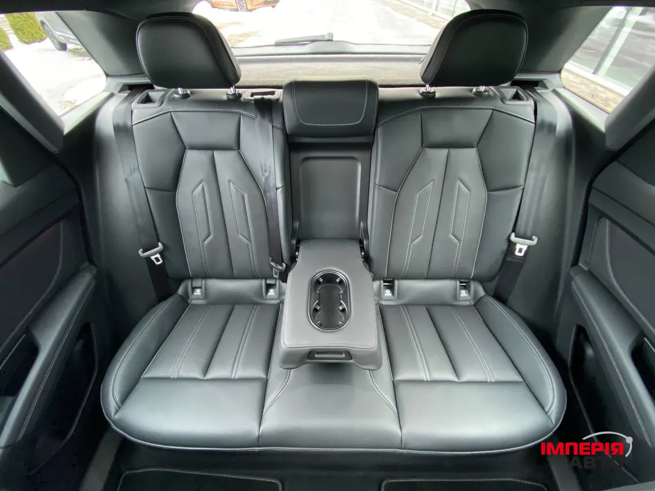 Audi Q4 e-tron - фото 11