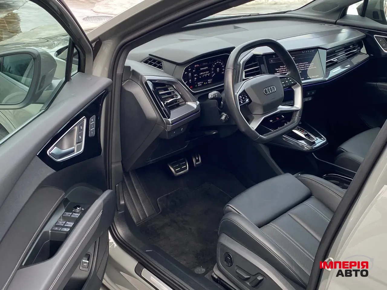 Audi Q4 e-tron - фото 5