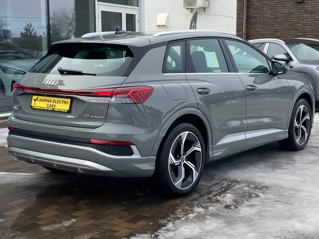 Audi Q4 e-tron - фото 4