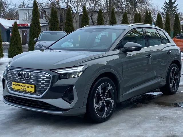 Audi Q4 e-tron - фото 2