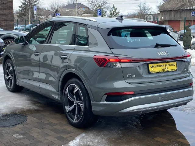 Audi Q4 e-tron - фото 3