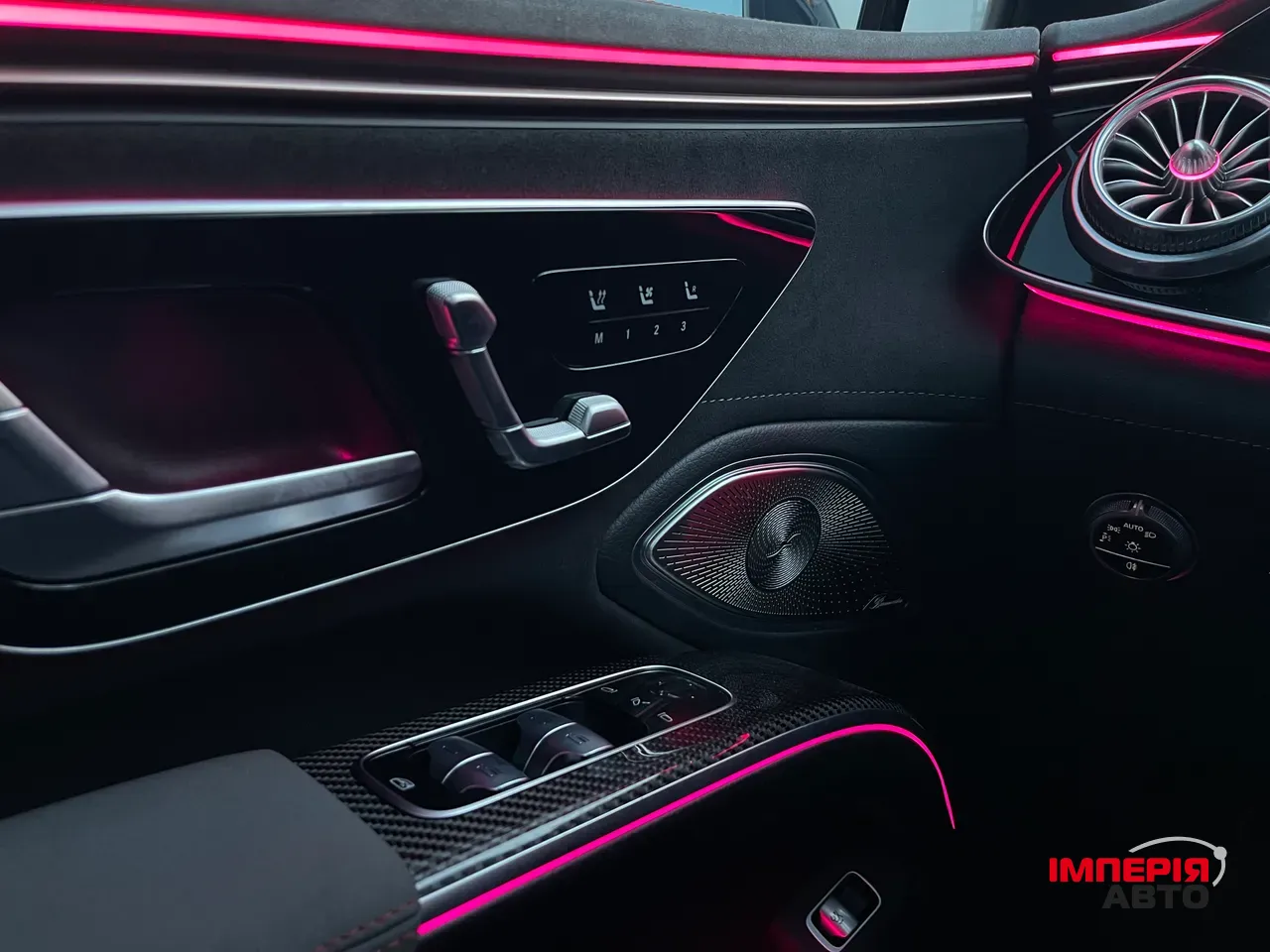 Mercedes-Benz EQS AMG - фото 34