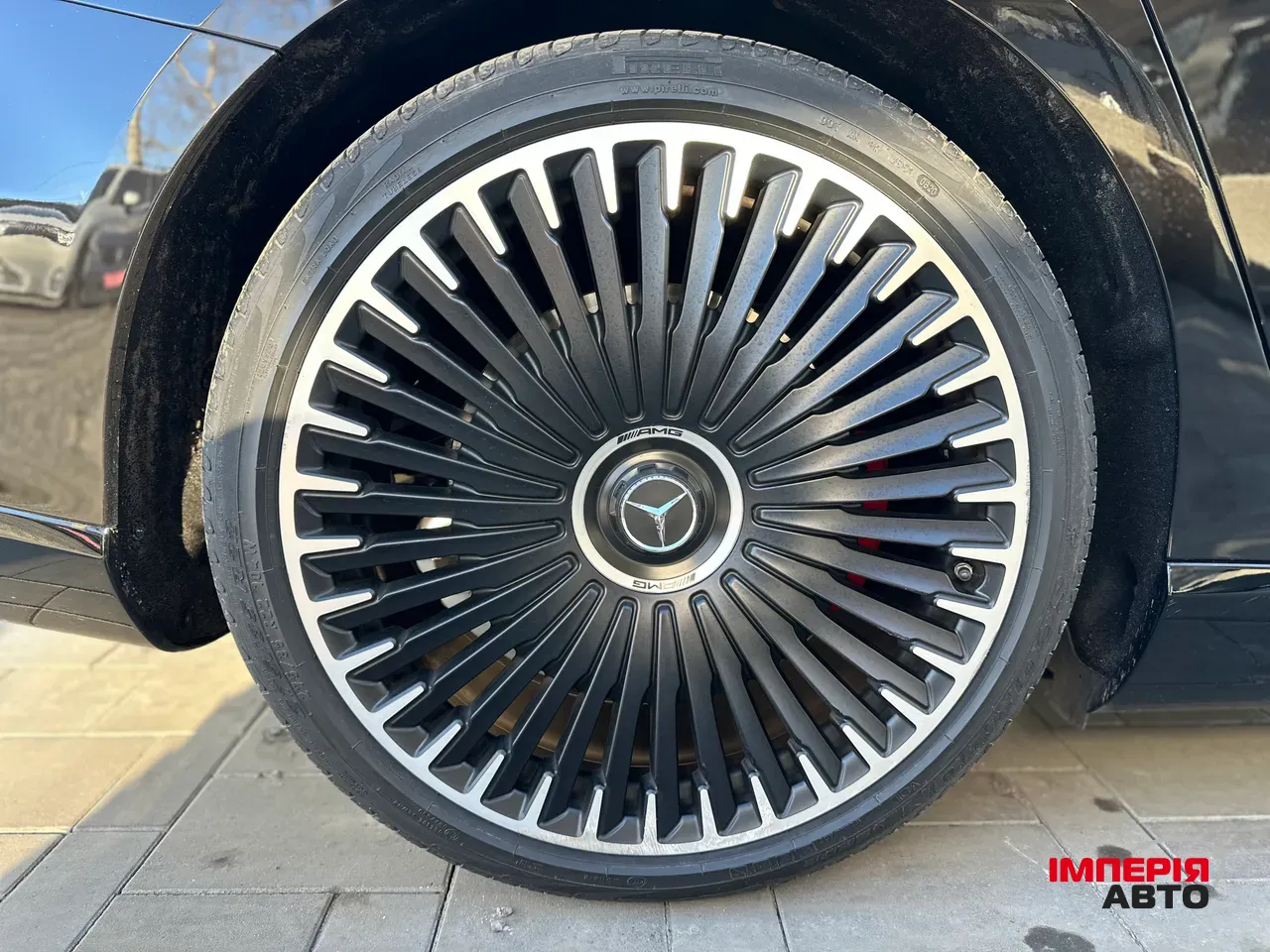 Mercedes-Benz EQS AMG - фото 19