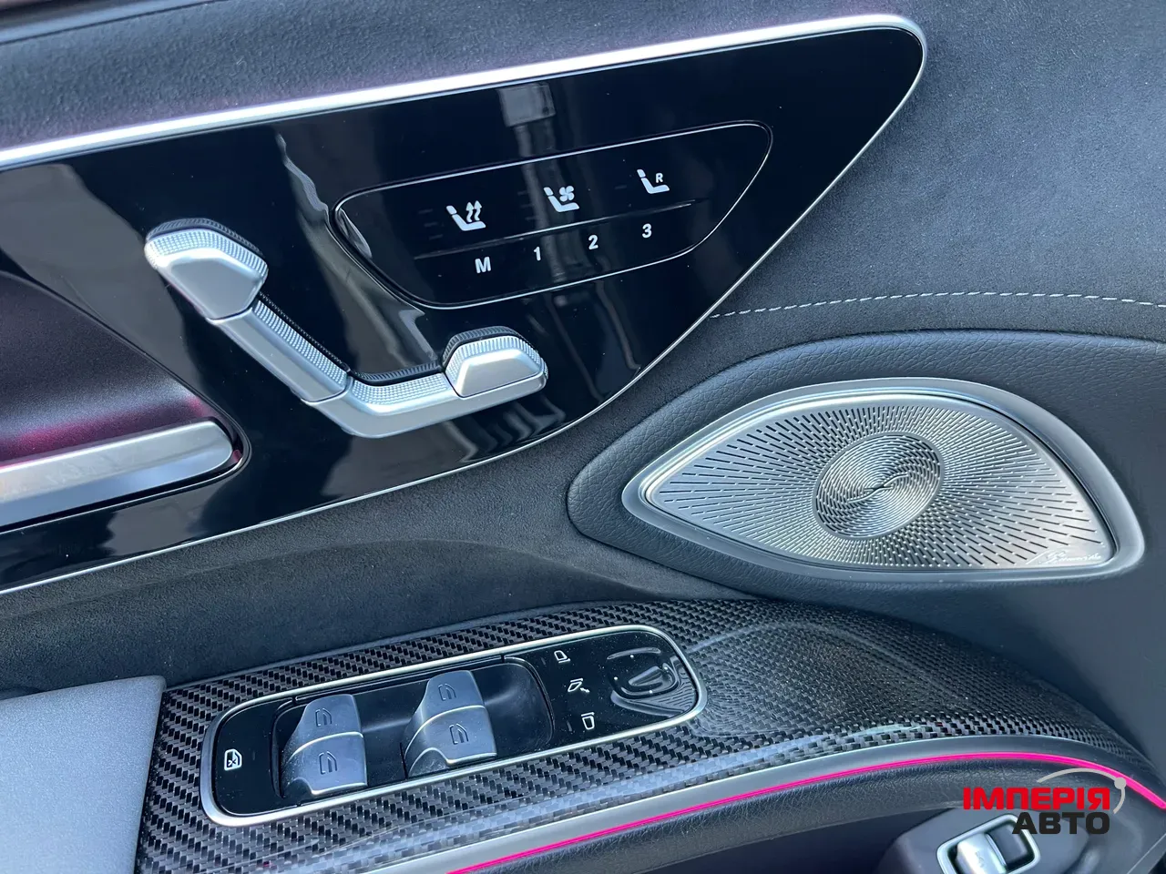 Mercedes-Benz EQS AMG - фото 22