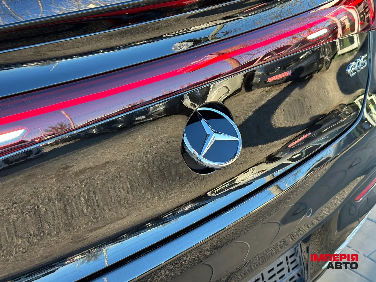 Mercedes-Benz EQS AMG - фото 14