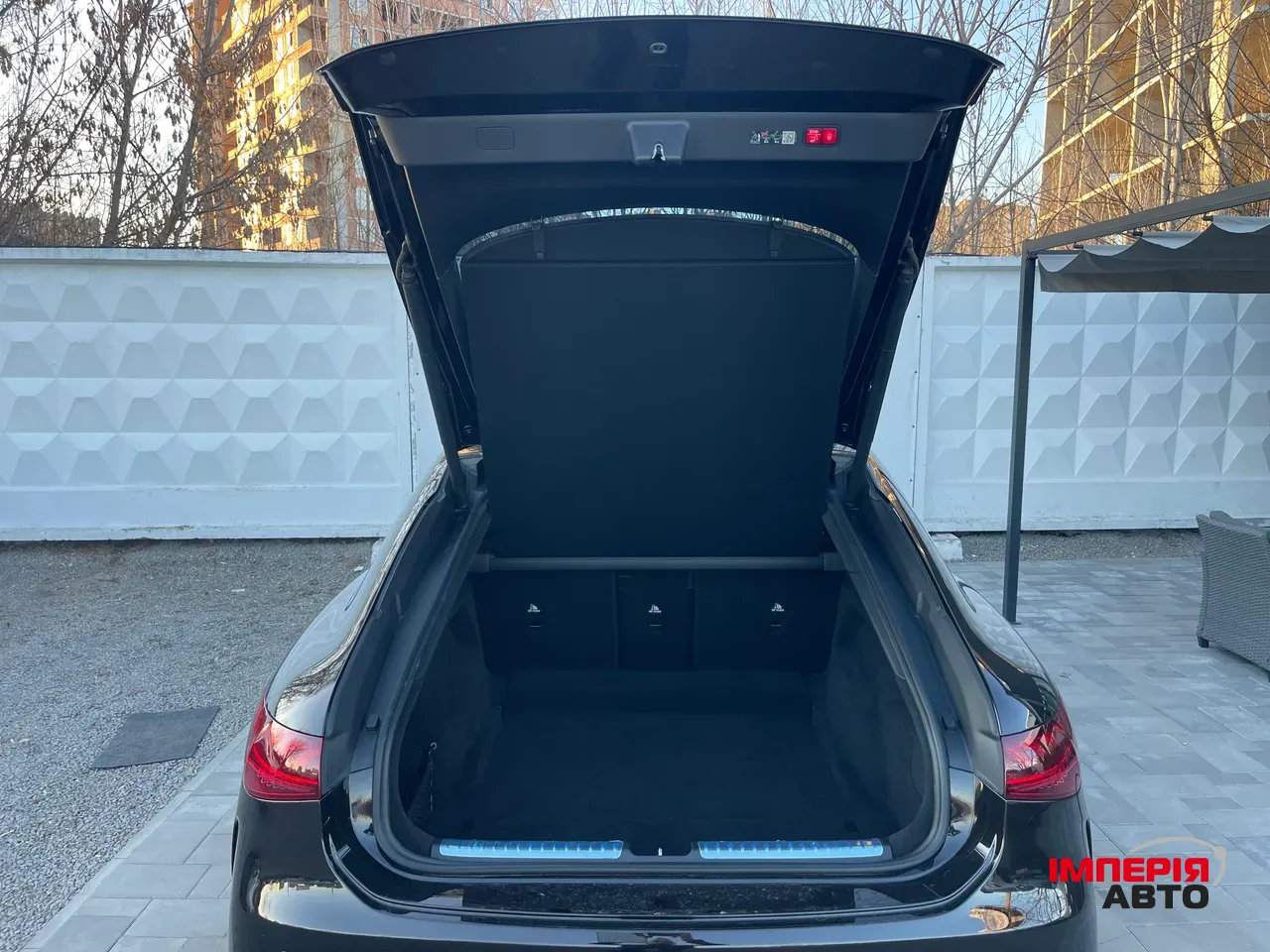 Mercedes-Benz EQS AMG - фото 15