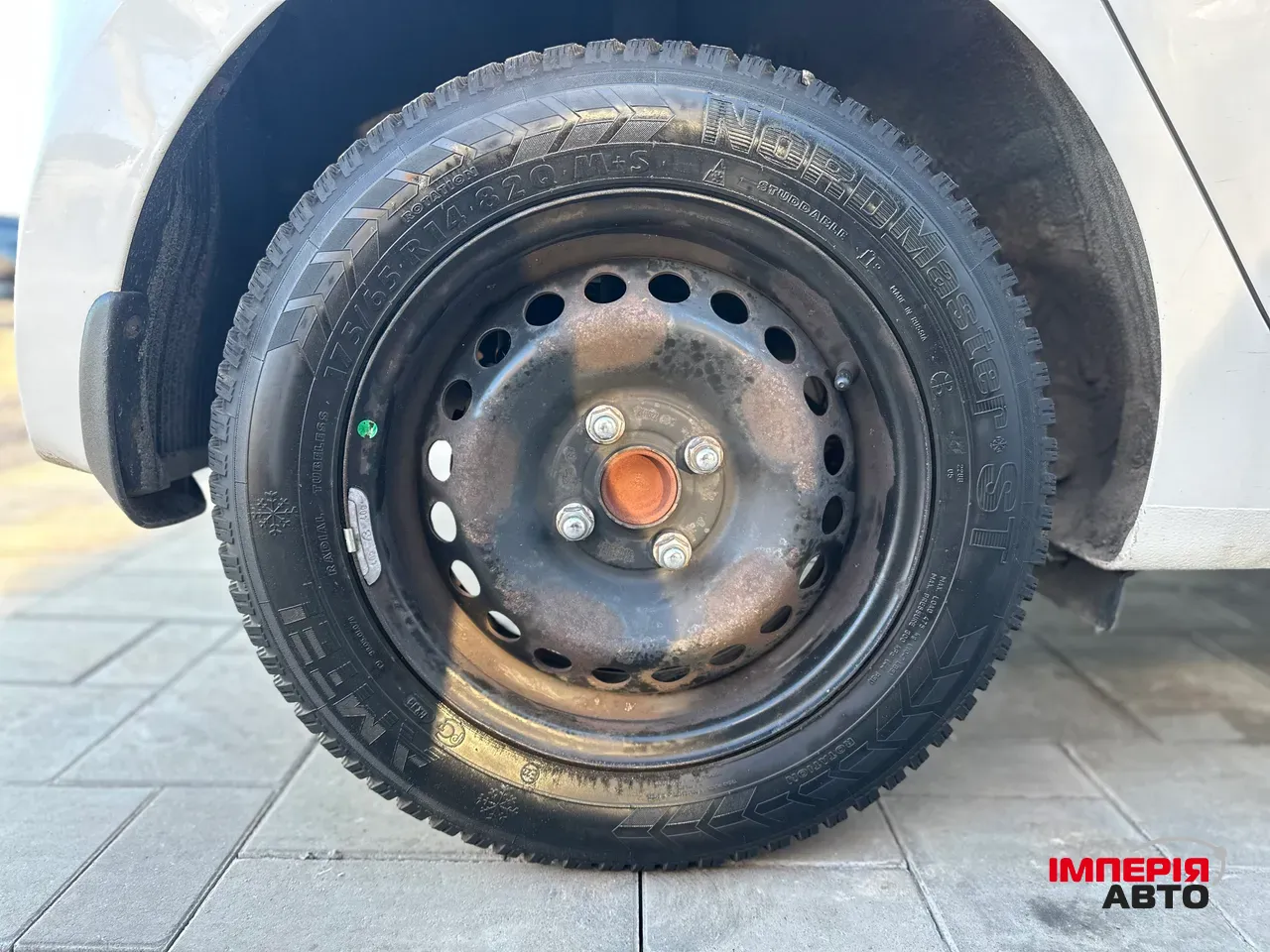 Hyundai i10 - фото 13