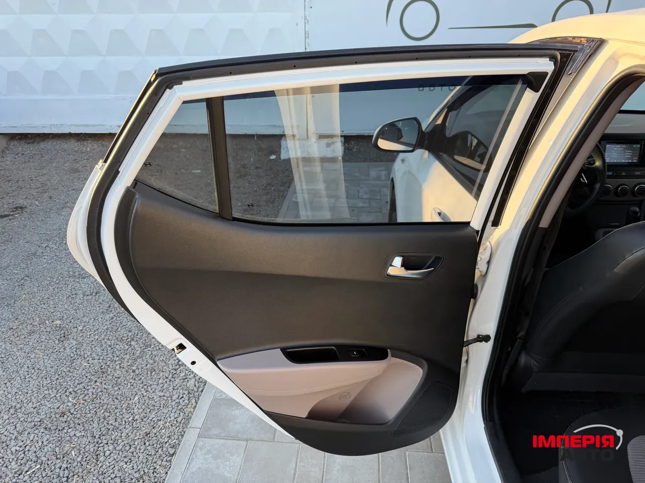 Hyundai i10 - фото 27