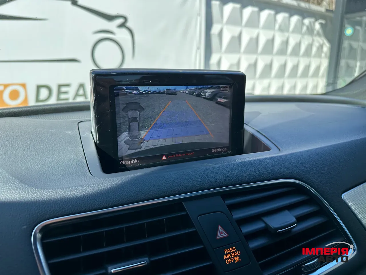 Audi Q3 - фото 26