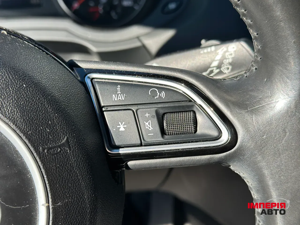 Audi Q3 - фото 25