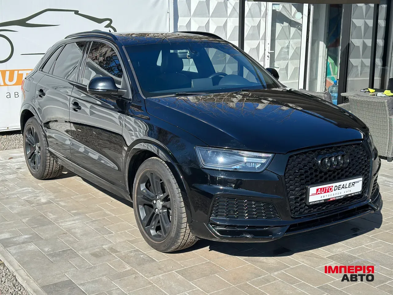 Audi Q3 - фото 11