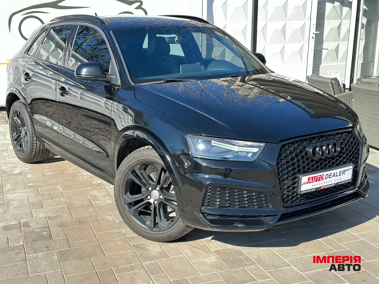 Audi Q3 - фото 1