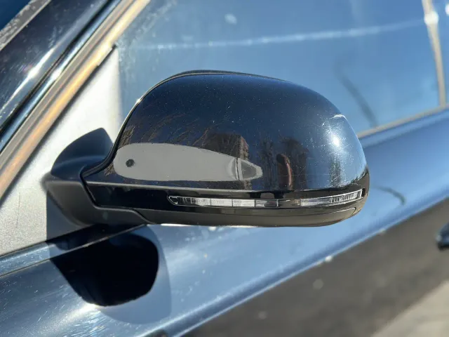 Audi Q3 - фото 5