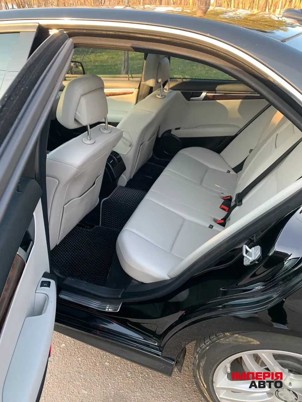 Mercedes-Benz C-Класс - фото 24