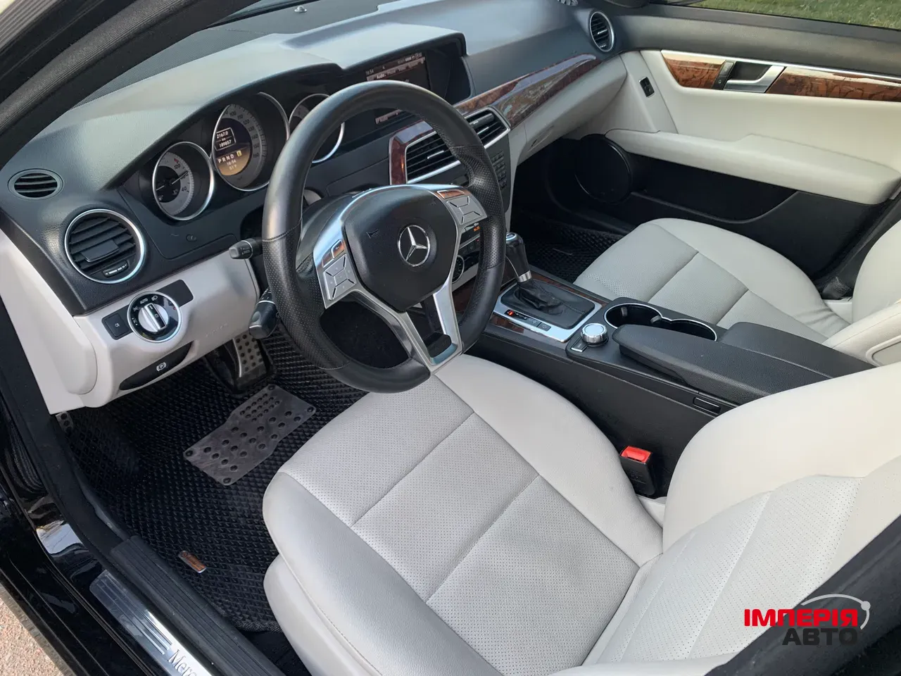 Mercedes-Benz C-Класс - фото 23