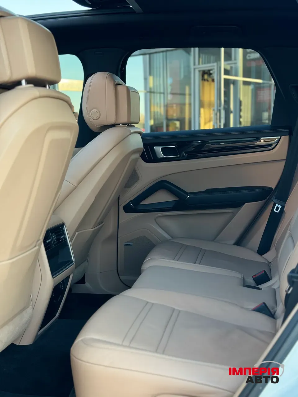 Porsche Cayenne - фото 15