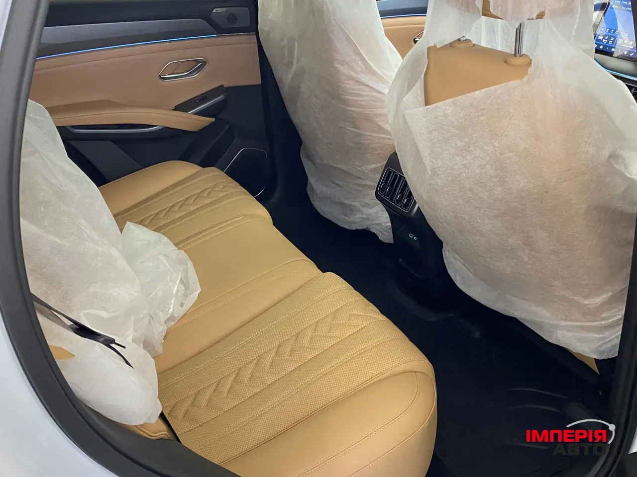 BYD Song L - фото 12