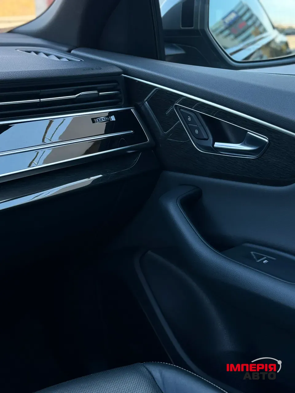 Audi Q8 - фото 9