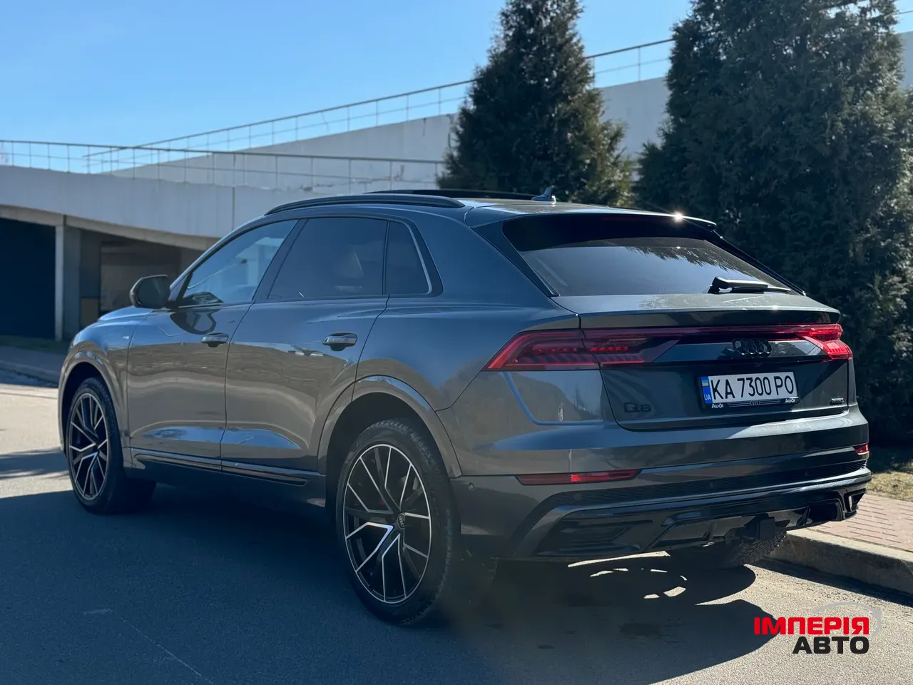 Audi Q8 - фото 5