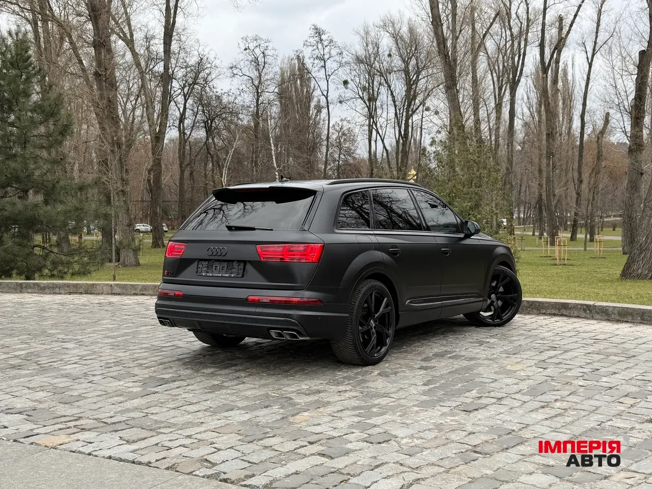 Audi SQ7 - фото 12