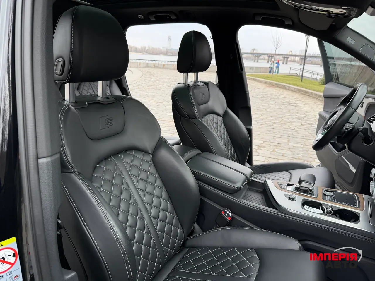Audi SQ7 - фото 16