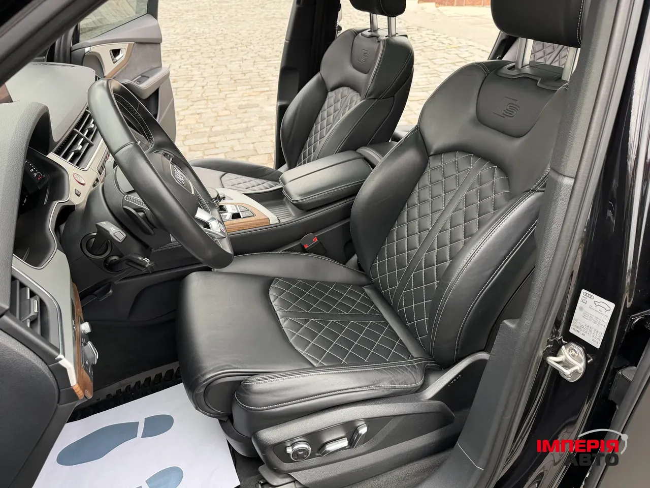 Audi SQ7 - фото 26
