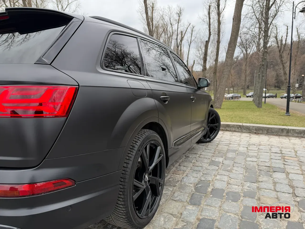Audi SQ7 - фото 13