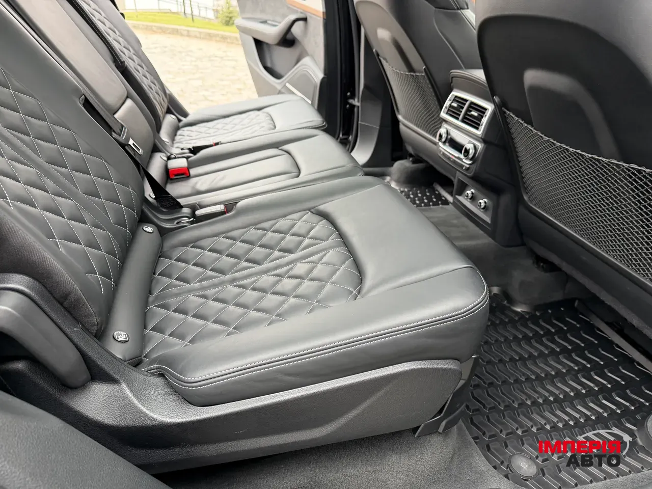 Audi SQ7 - фото 19