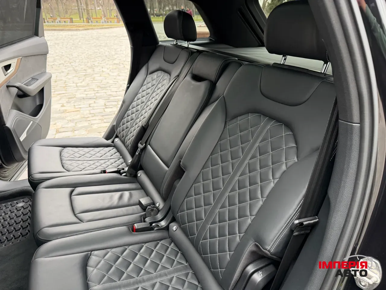 Audi SQ7 - фото 22