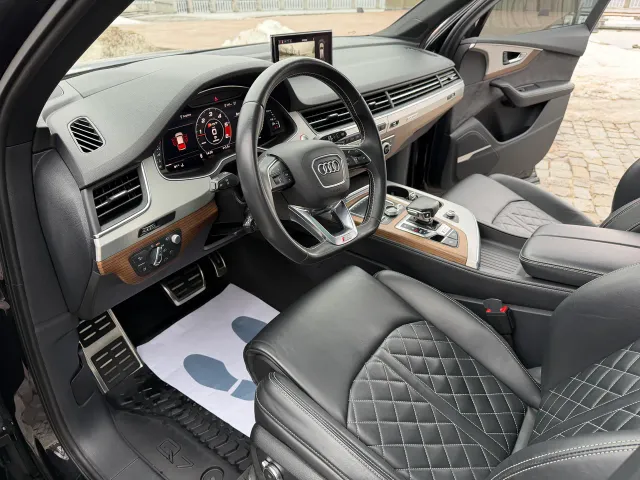 Audi SQ7 - фото 2