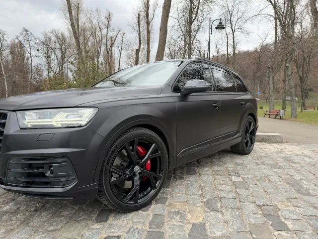 Audi SQ7 - фото 4