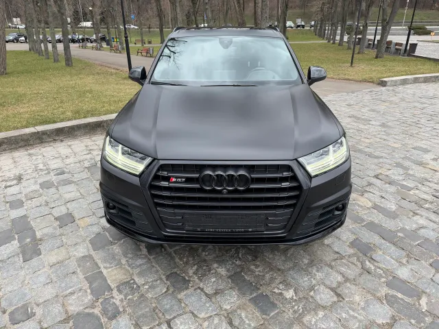 Audi SQ7 - фото 5