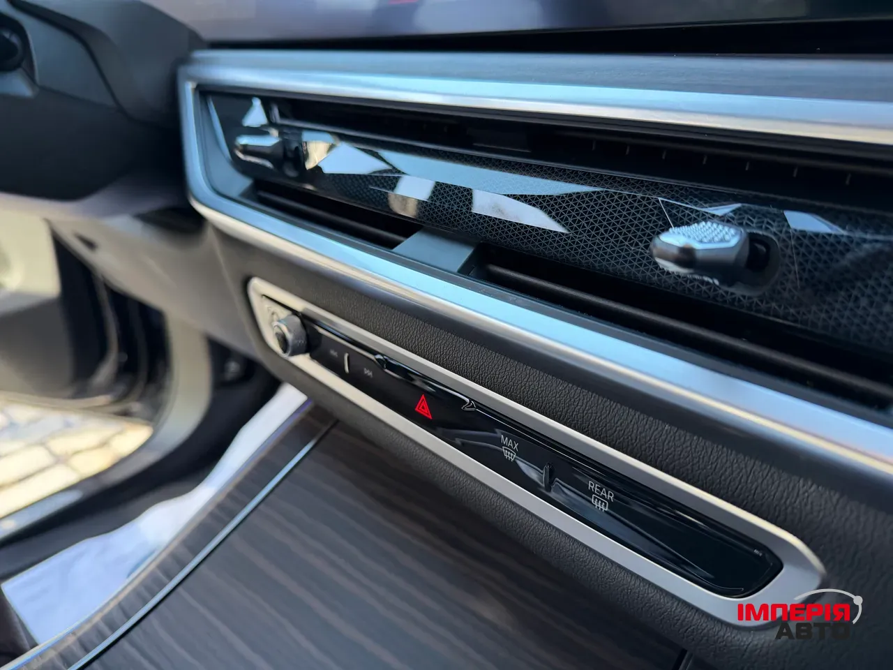 BMW X7 - фото 20