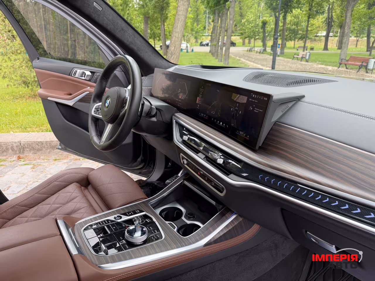 BMW X7 - фото 11
