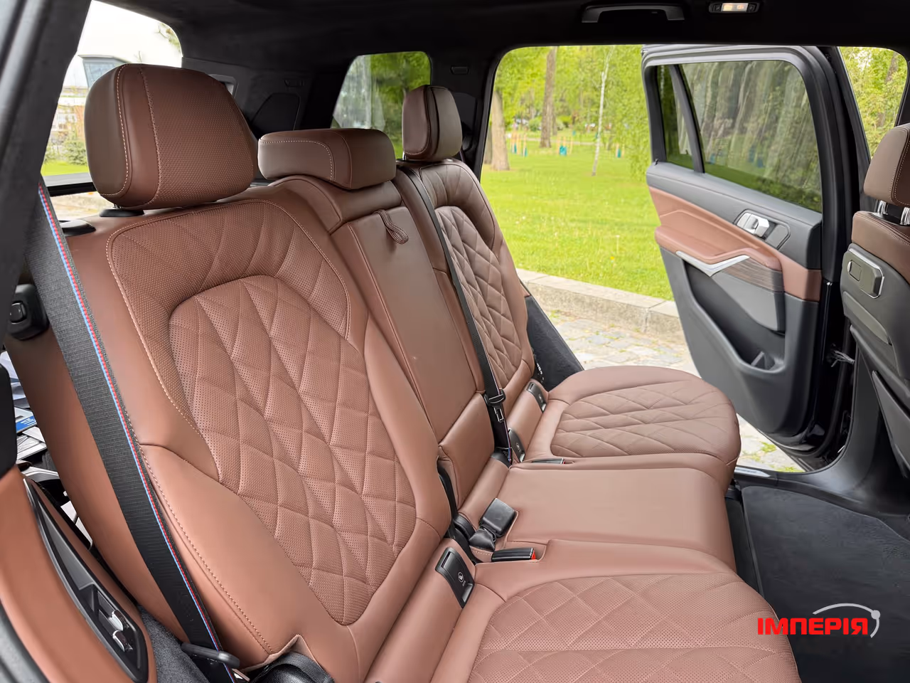 BMW X7 - фото 13