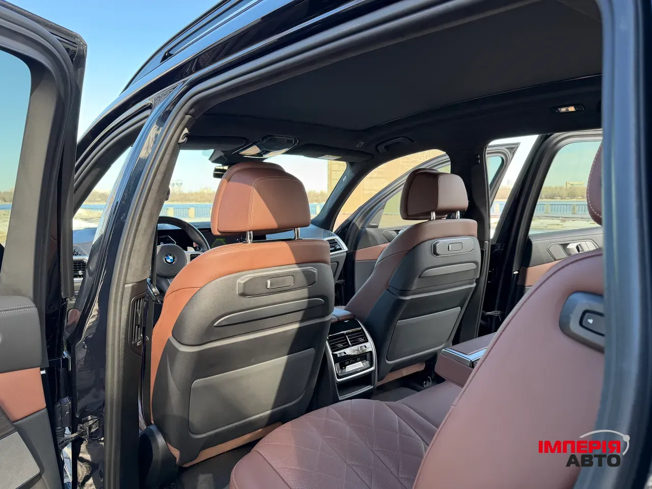 BMW X7 - фото 16