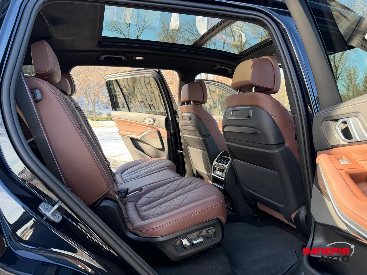 BMW X7 - фото 22