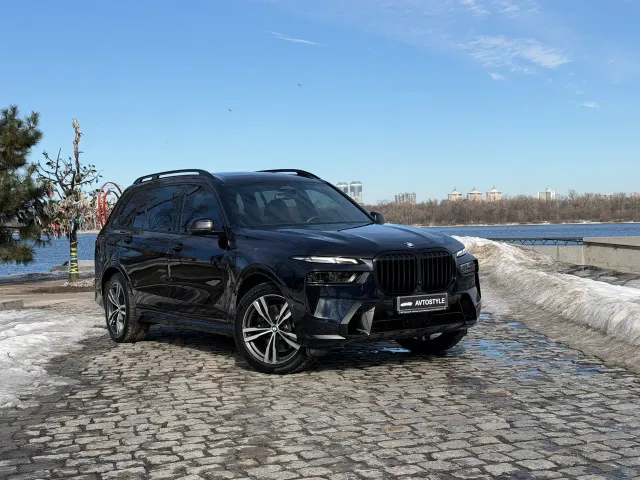 BMW X7 - фото 2