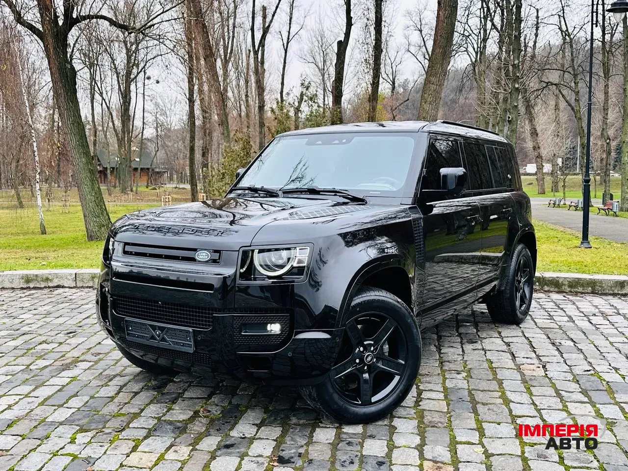 Land Rover Defender - фото 1