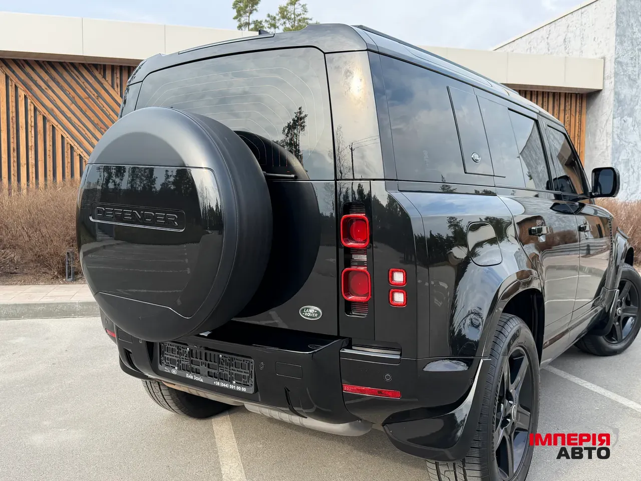 Land Rover Defender - фото 8