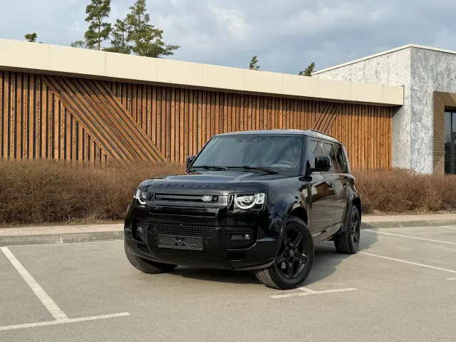 Land Rover Defender - фото 1