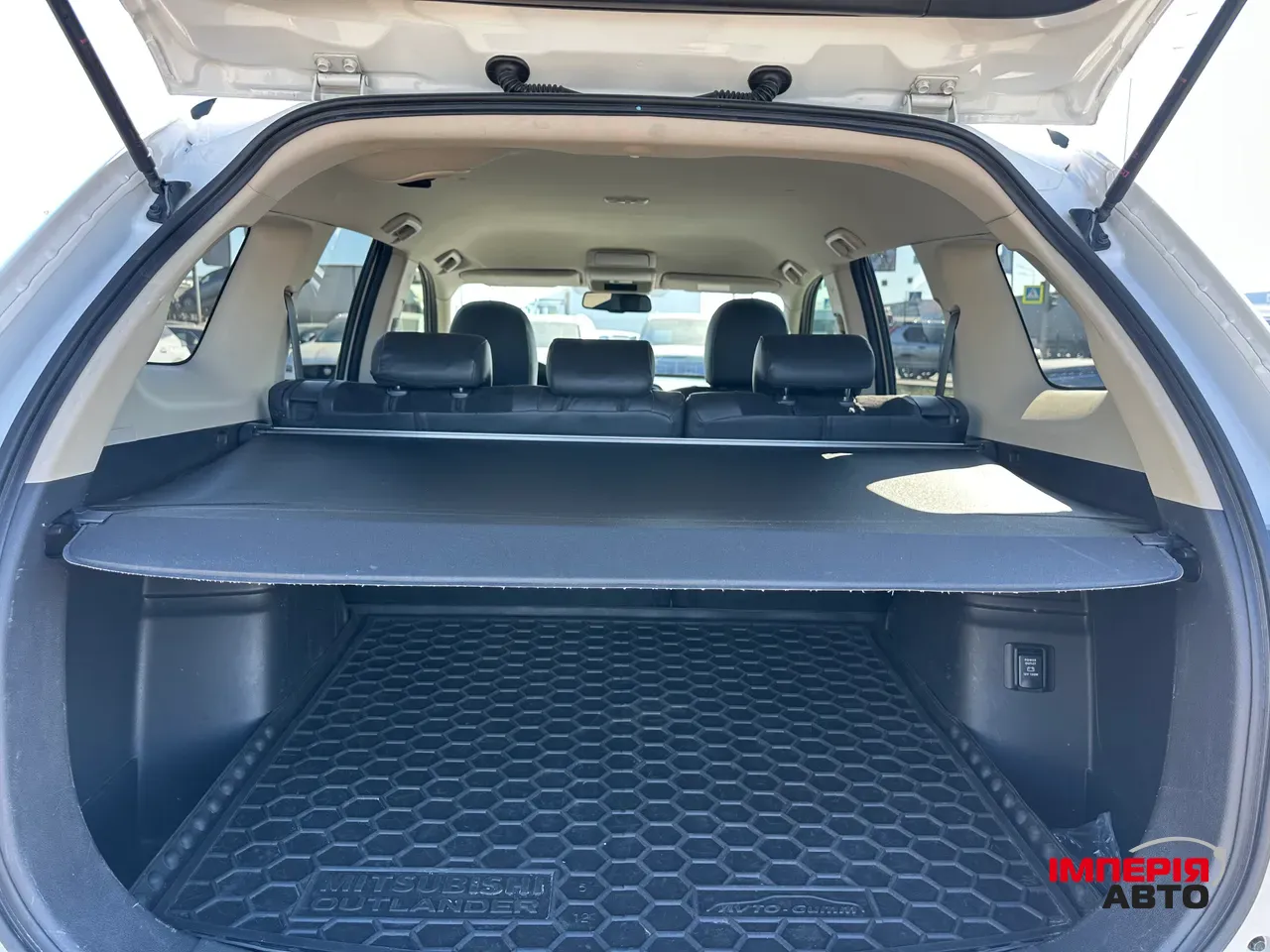 Mitsubishi Outlander - фото 20